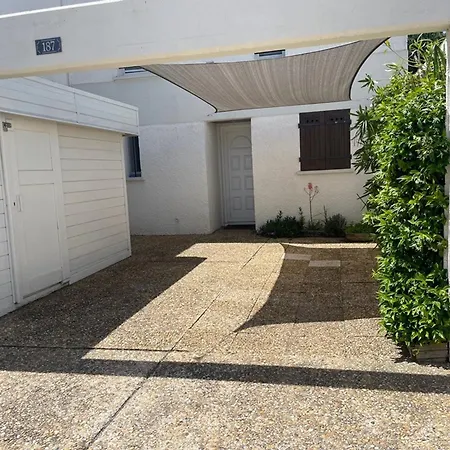 Apartament Moderne Avec Piscine Et Parking - Motte - Fr-1-790-42 La Grande-Motte